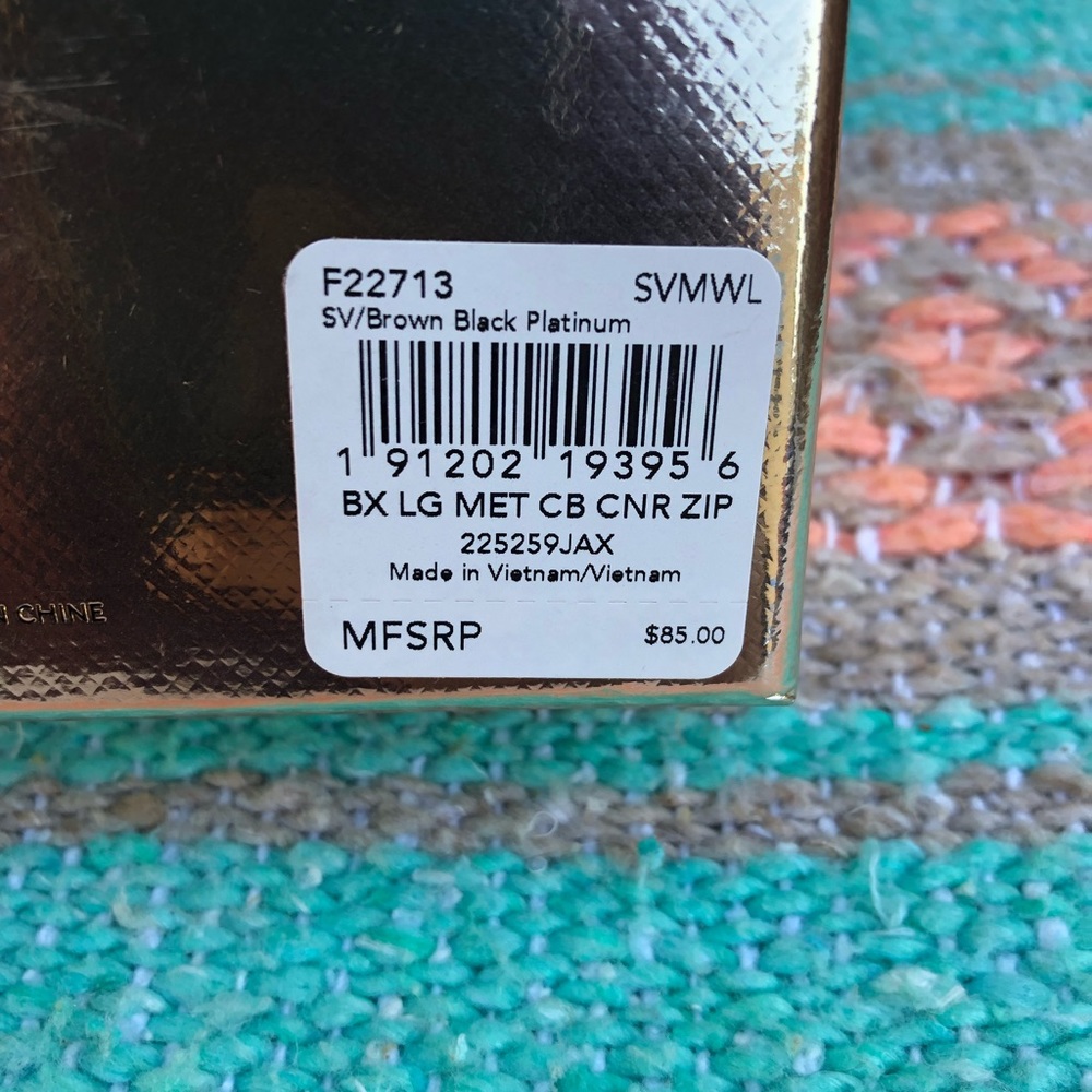 Coach Zip Organizer Wrist Strap Wallet Bro… - Picture 4 of 4